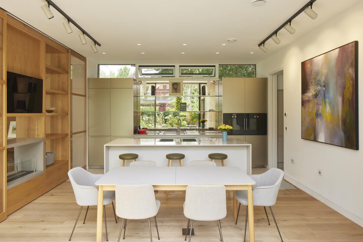15. Adderstone Crescent