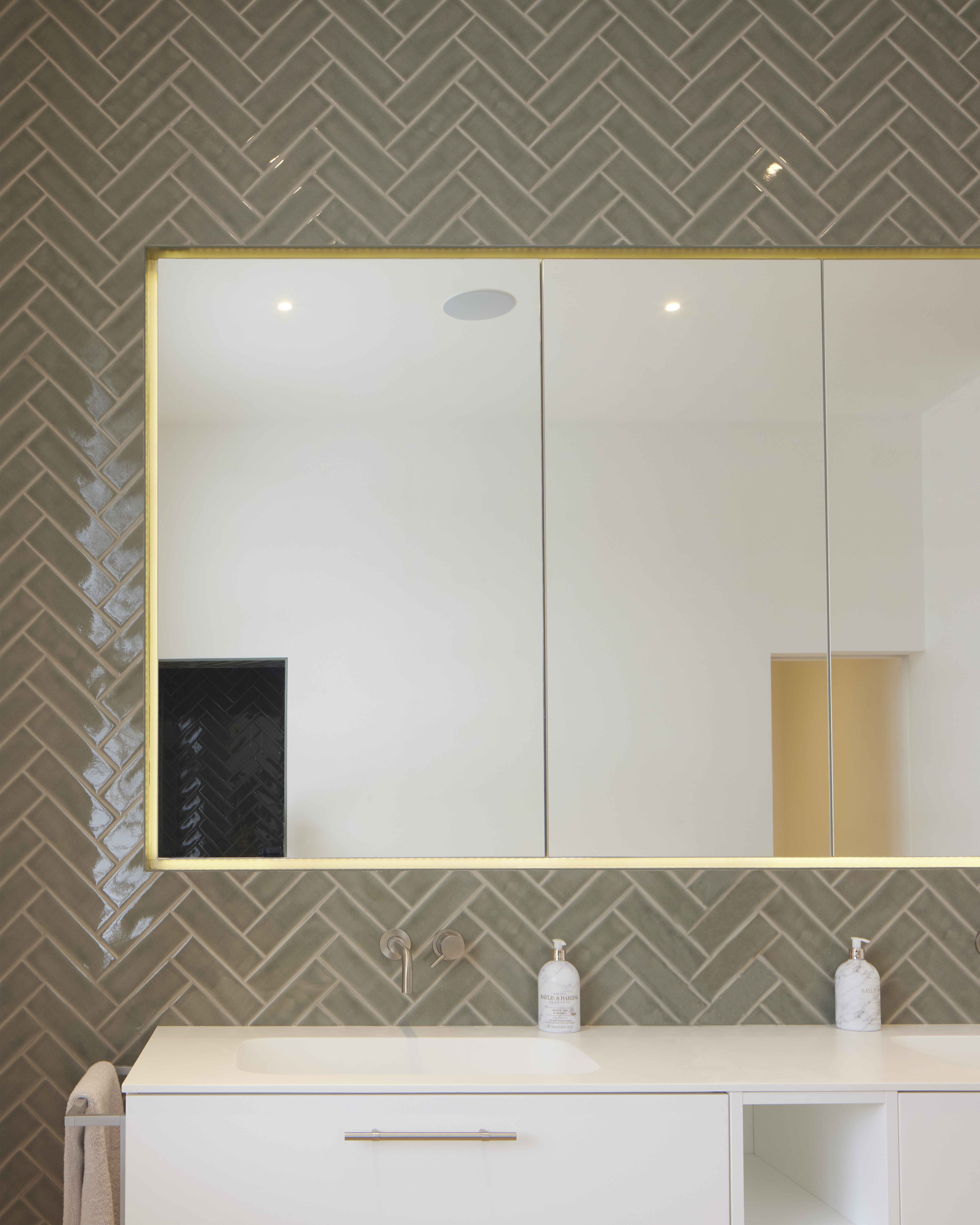 30. Finsbury Park Road